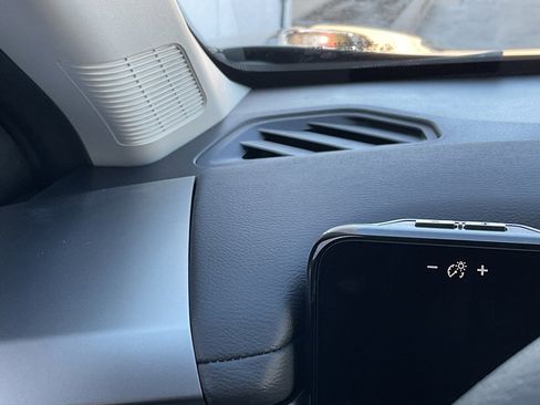 New 2026 Nissan Kicks S image 26