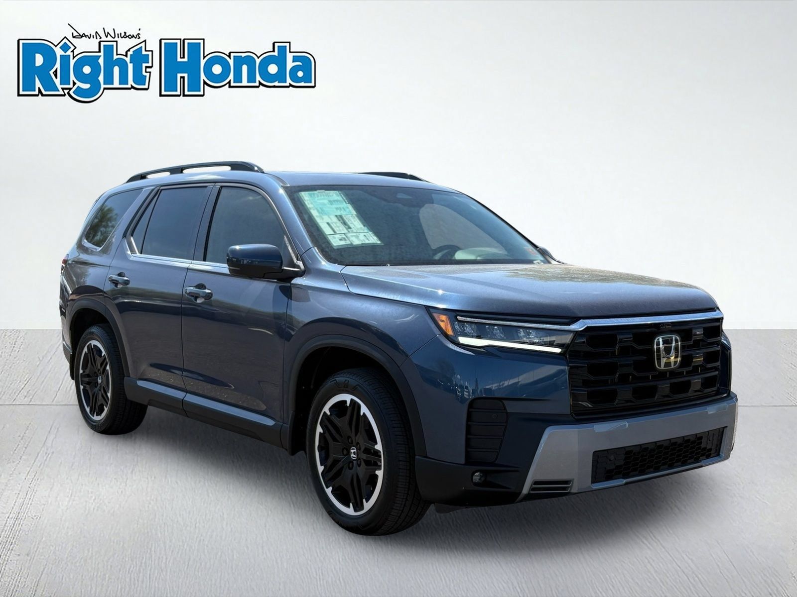 New 2026 Honda Pilot Touring image 9