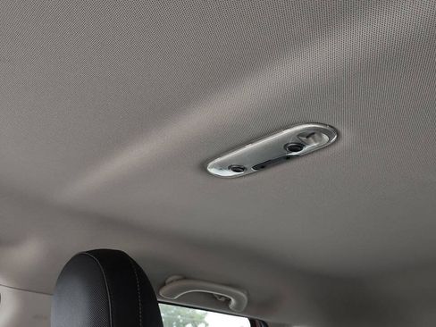 Used 2018 MINI Cooper 4-Door Hardtop FWD image 27