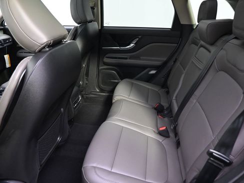 New 2026 Lincoln Corsair Premiere image 21