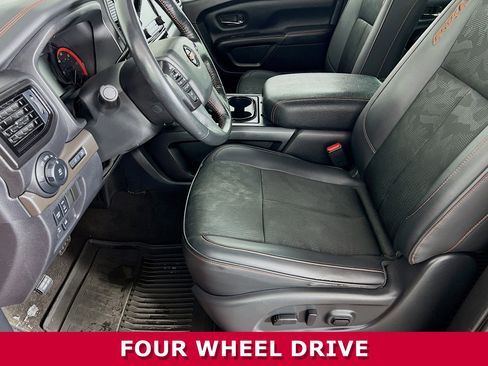 Used 2020 Nissan Titan PRO-4X w/ Pro-4x Utility Package image 3