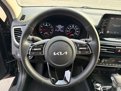 Certified 2023 Kia Seltos S FWD image 15