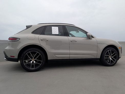 Certified 2024 Porsche Macan image 24