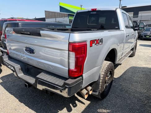Used 2017 Ford F350 Lariat w/ Lariat Ultimate Package AWD/4WD image 3