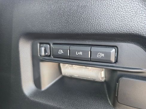 Used 2023 Ford Explorer Platinum w/ Technology Package AWD/4WD image 26