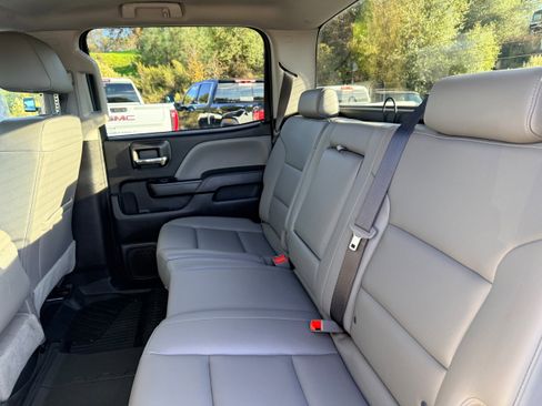 Used 2019 GMC Sierra 2500 4x4 Crew Cab w/ Sierra Convenience Package image 10
