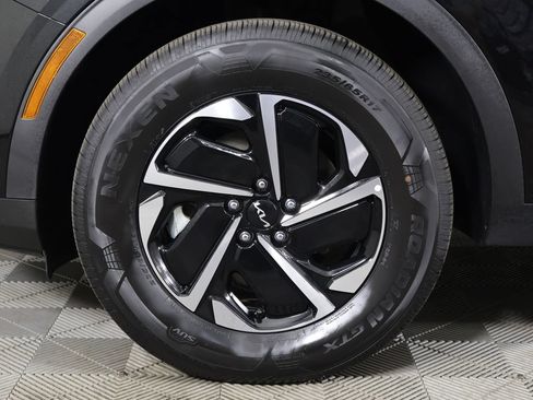 Certified 2024 Kia Sportage LX AWD/4WD image 20