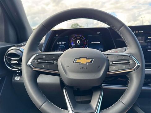 New 2026 Chevrolet Equinox LT image 15