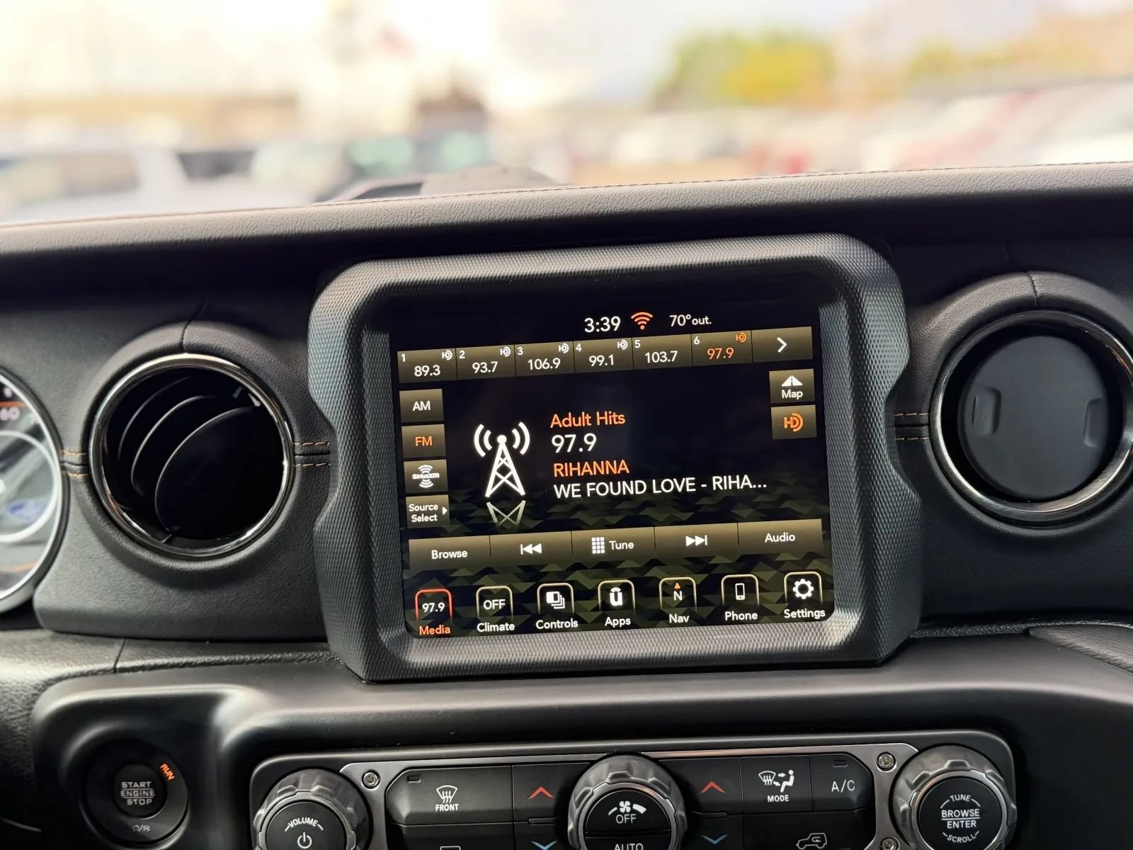 Used 2022 Jeep Gladiator Overland AWD/4WD image 29