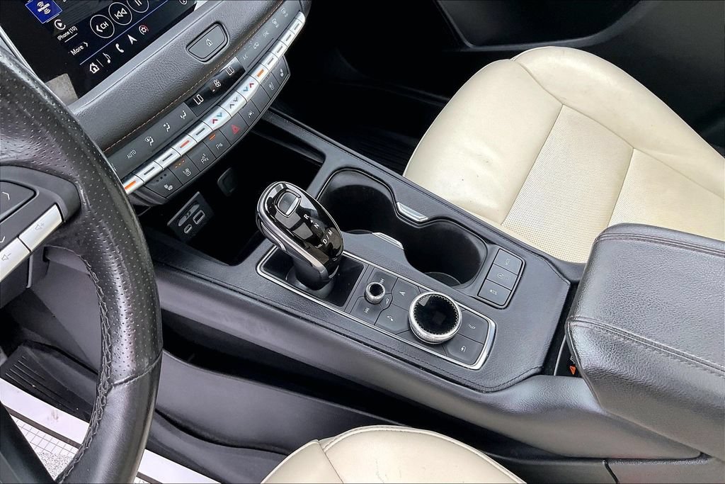 Used 2022 Cadillac XT4 Sport w/ Sun And Sound Package AWD/4WD image 21