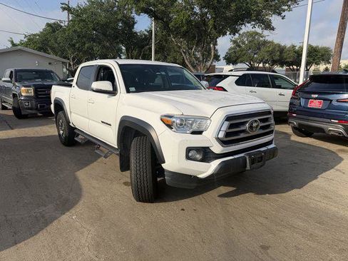 Certified 2021 Toyota Tacoma SR5 w/ Trail Edition AWD/4WD image 3