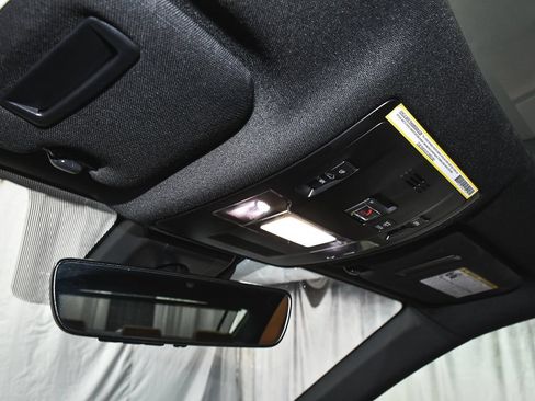 Used 2022 Lexus IS 300 AWD w/ Premium Package image 33