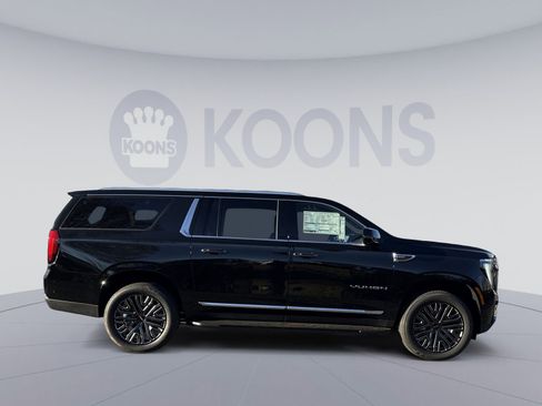 New 2026 GMC Yukon XL Elevation image 8