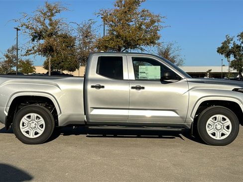 New 2026 Toyota Tundra SR image 10