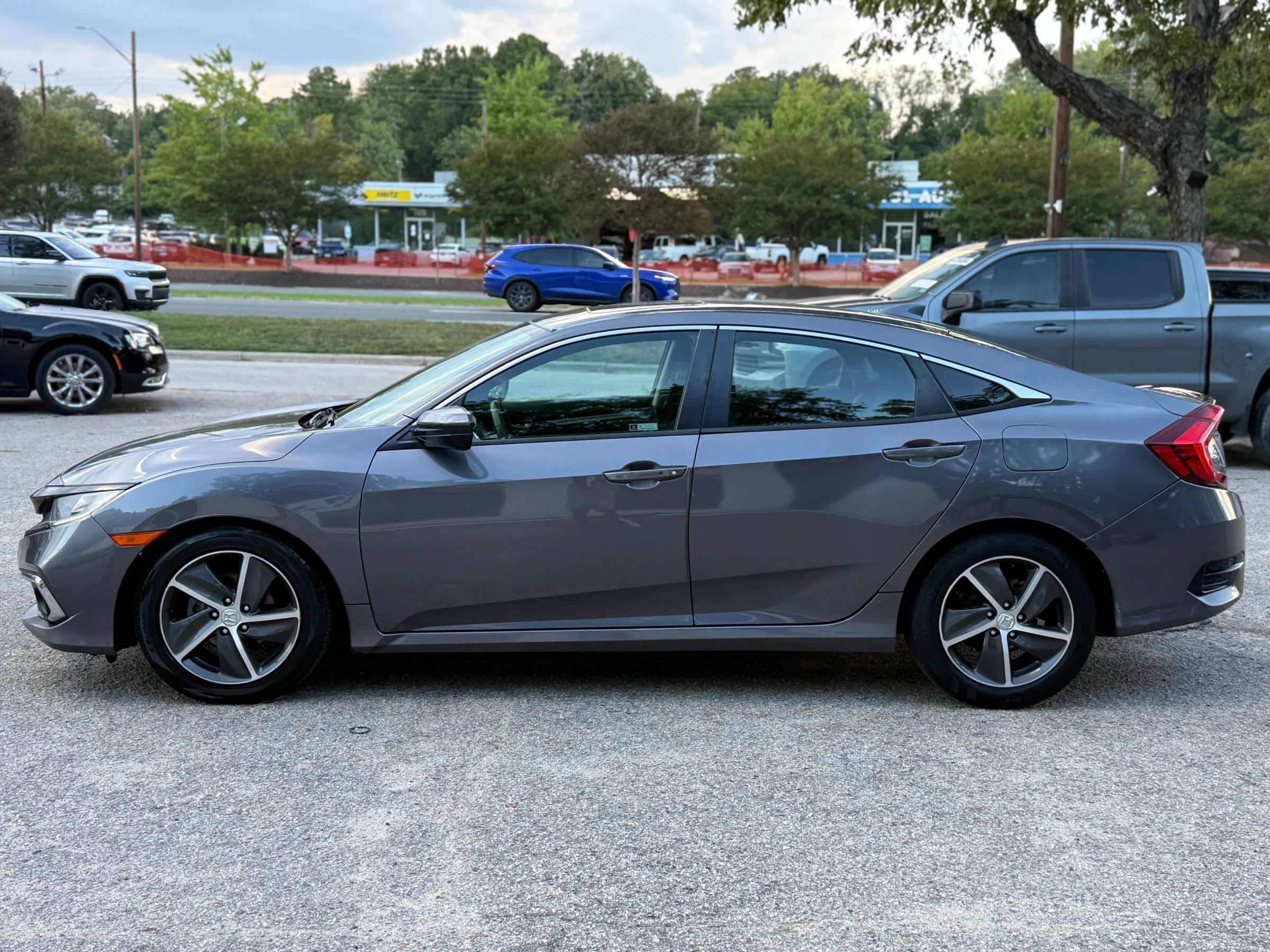 Used 2021 Honda Civic EX image 8