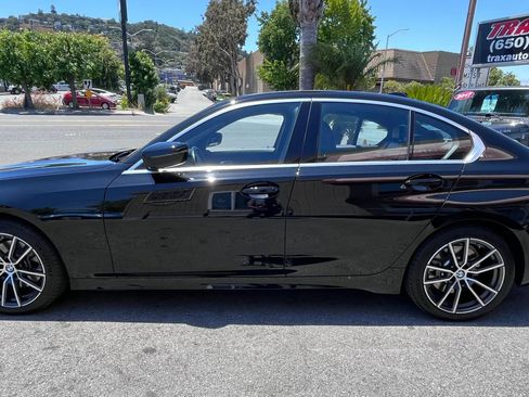 Used 2020 BMW 330i Sedan w/ Convenience Package RWD image 4