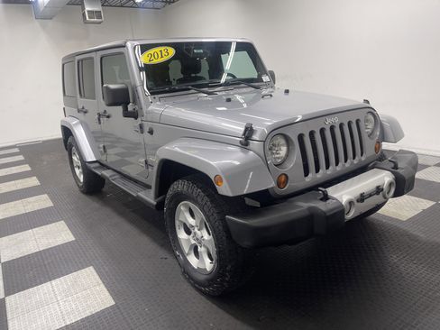 Used 2013 Jeep Wrangler Unlimited Sahara w/ Dual Top Group image 6