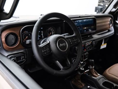 Used 2025 Jeep Gladiator Rubicon w/ Safety Group image 55