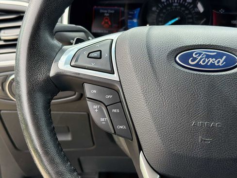 Used 2016 Ford Edge SEL w/ Equipment Group 201A AWD/4WD image 20