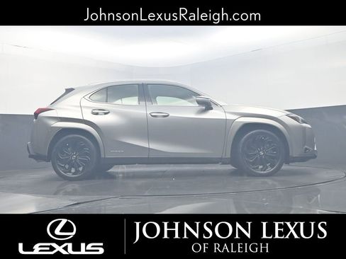 Certified 2022 Lexus UX 250h w/ Premium Package image 21