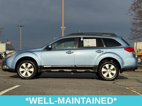 Used 2012 Subaru Outback 2.5i Premium w/ All-Weather Pkg image 4
