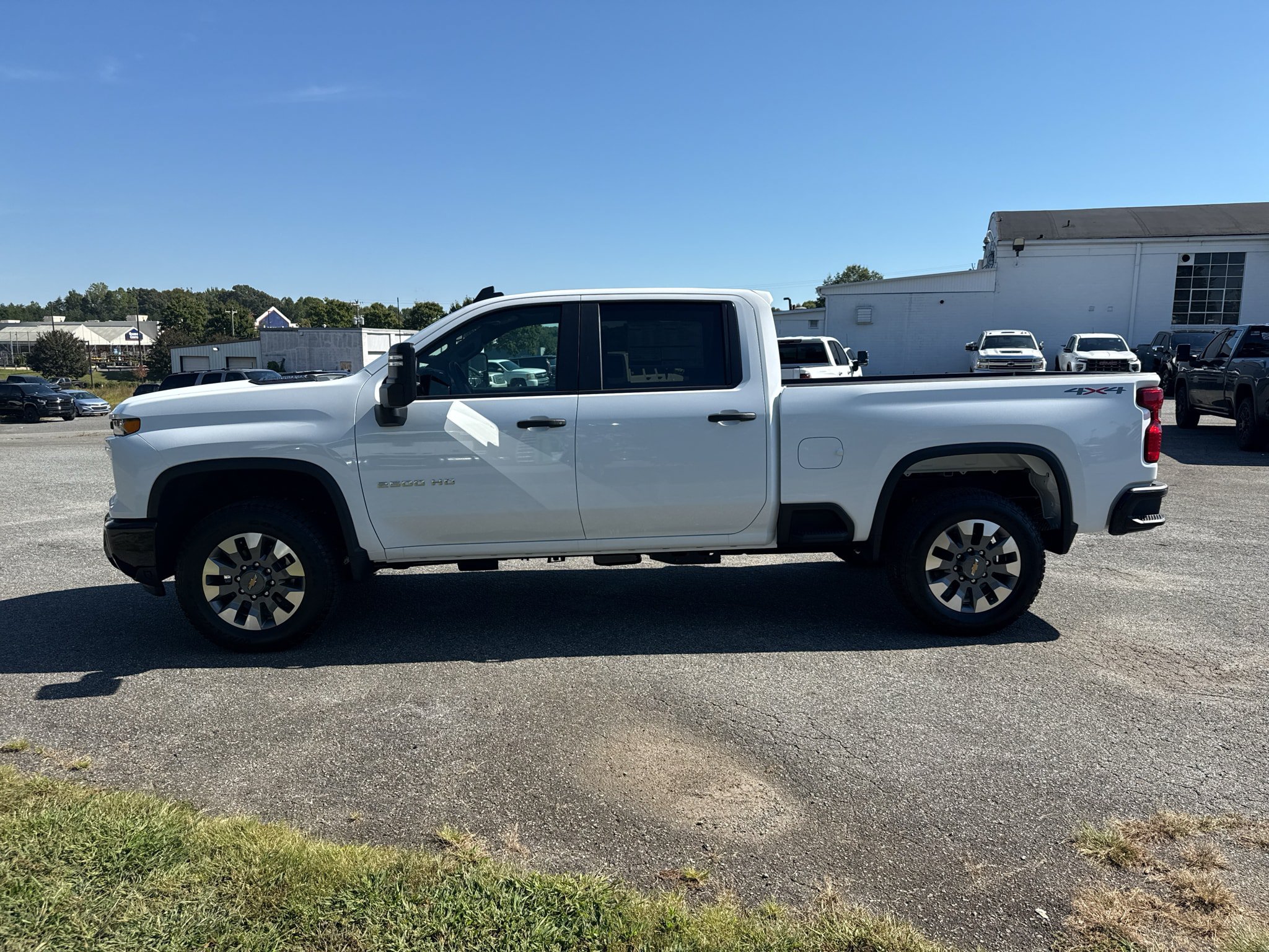 New 2026 Chevrolet Silverado 2500 Custom w/ Custom Value Package AWD/4WD image 3