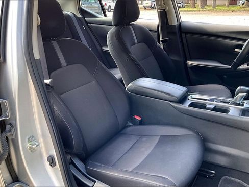 Used 2022 Nissan Sentra SV image 26