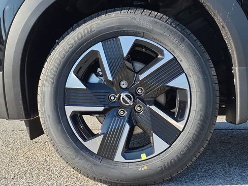 New 2026 Nissan Kicks SV w/ Cold Weather Package image 6