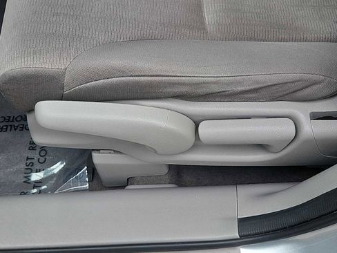 Used 2014 Honda CR-V LX image 17