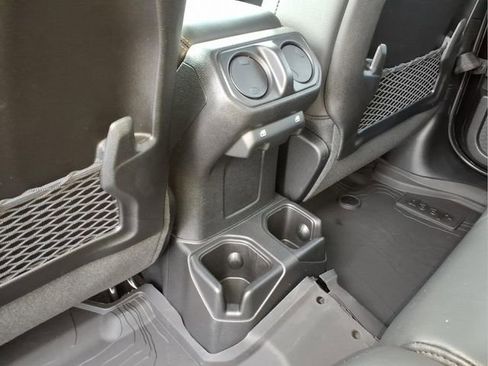 New 2026 Jeep Gladiator Sport image 9