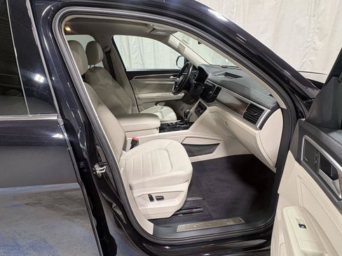 Used 2019 Volkswagen Atlas SEL Premium AWD/4WD image 7
