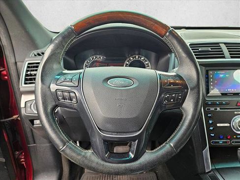 Used 2016 Ford Explorer Platinum AWD/4WD image 9