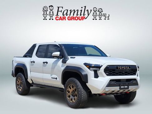 New 2025 Toyota Tacoma 4x4 Double Cab Hybrid image 2
