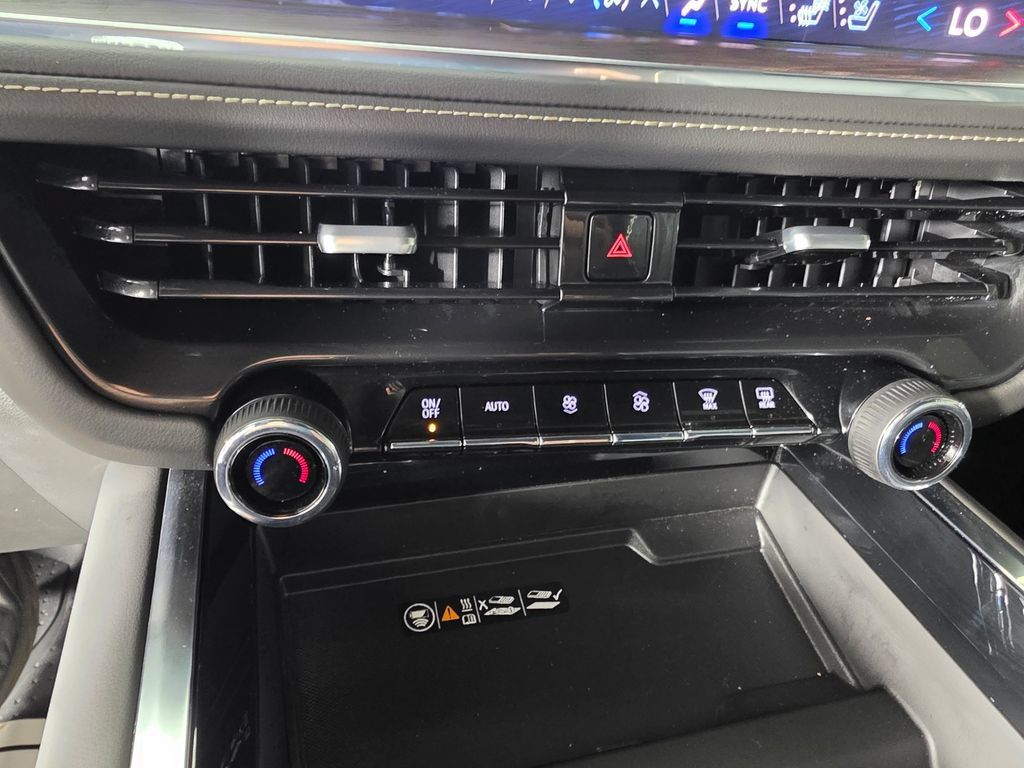 Used 2025 Chevrolet Tahoe Premier w/ Sun And Tow Package AWD/4WD image 19