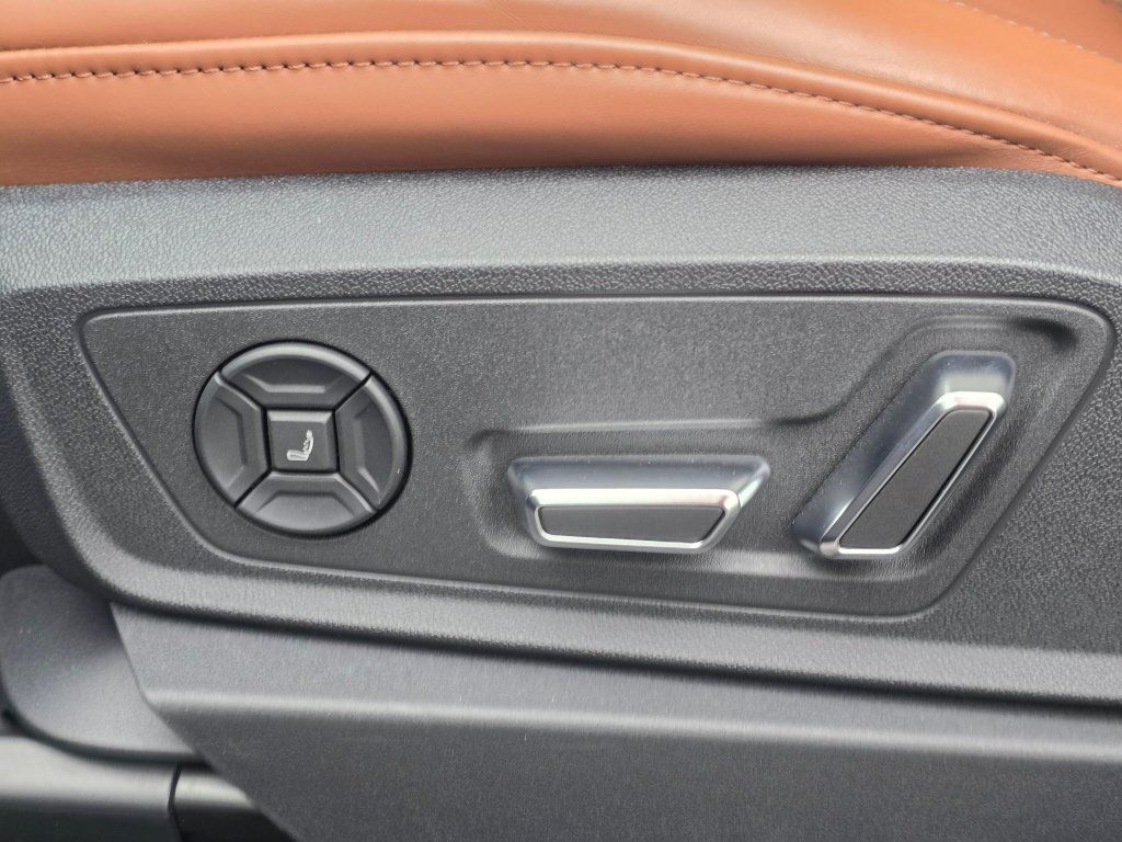 Used 2024 Audi Q8 e-tron Prestige w/ Prestige Package AWD/4WD image 39