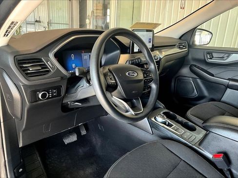 Used 2025 Ford Escape Active image 8