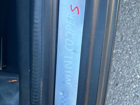 Used 2015 MINI Cooper Roadster S image 31