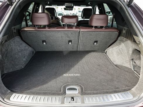 Used 2023 Genesis GV70 2.5T w/ Advanced Package image 29