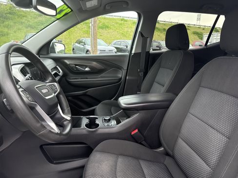 Used 2022 GMC Terrain SLE w/ Driver Convenience Package AWD/4WD image 13