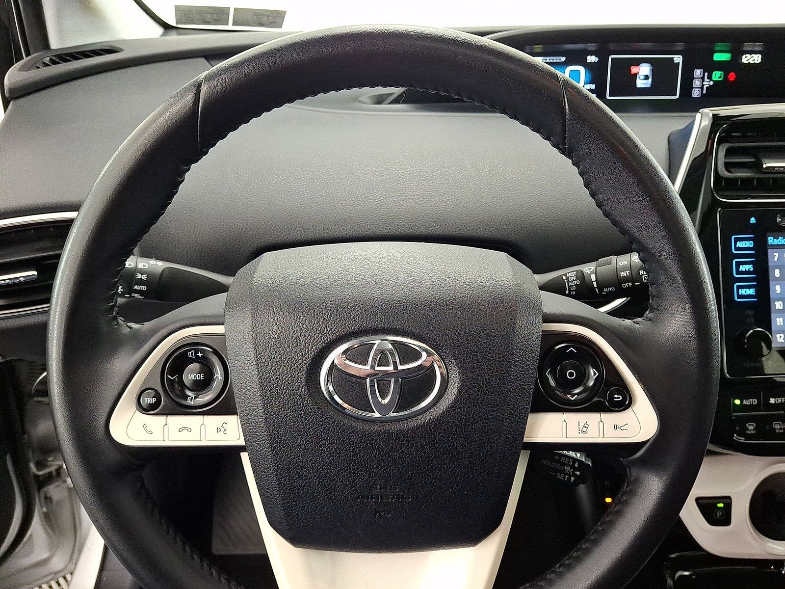 Used 2017 Toyota Prius Four w/ Advanced Technology Package FWD image 8