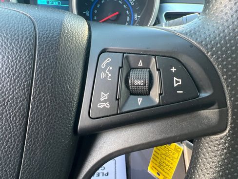 Used 2015 Chevrolet Cruze LT FWD image 28