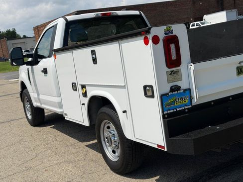 Used 2022 Ford F250 XL w/ Power Equipment Group RWD image 34