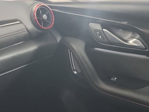 Used 2022 Chevrolet Blazer RS image 34