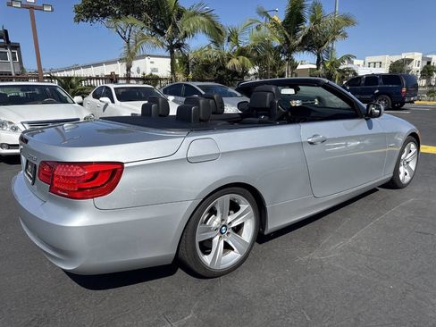 Used 2011 BMW 328i Convertible image 5