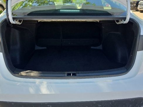 Used 2024 Toyota Corolla LE FWD image 7