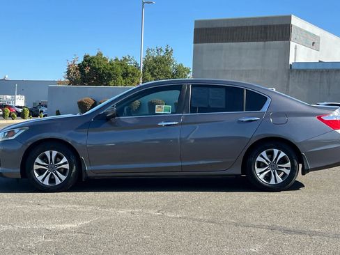 Used 2013 Honda Accord LX image 9