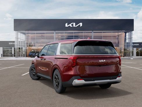 New 2025 Kia Carnival FWD image 4