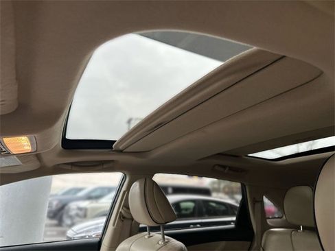 Used 2009 Toyota Venza image 22