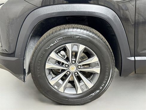 Used 2025 Chevrolet Equinox LT w/ Convenience Package II image 29