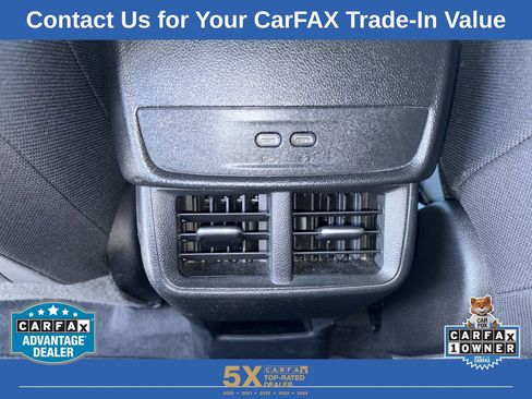 Used 2025 Chevrolet Equinox LT image 29